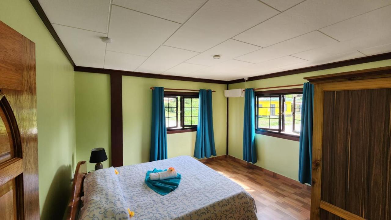 Lianita'S Cottage La Digue Bagian luar foto
