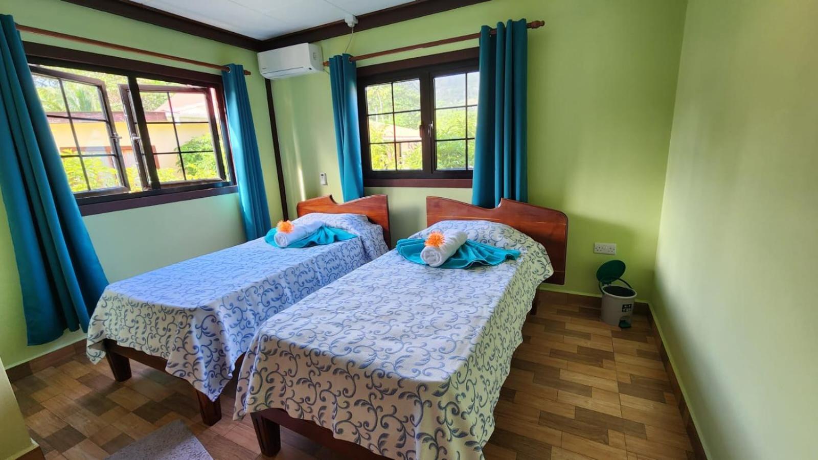 Lianita'S Cottage La Digue Bagian luar foto