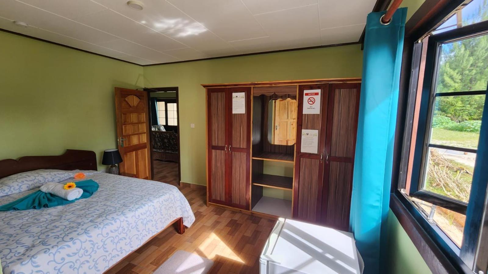 Lianita'S Cottage La Digue Bagian luar foto